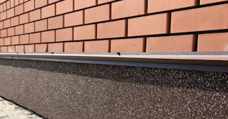 Облицовка цоколя керамогранитом в Чайковском в октябре